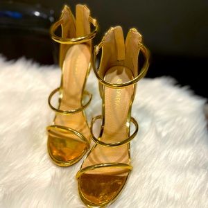 •LILANA gold shiny strapped heels• Size 10• Back zipper